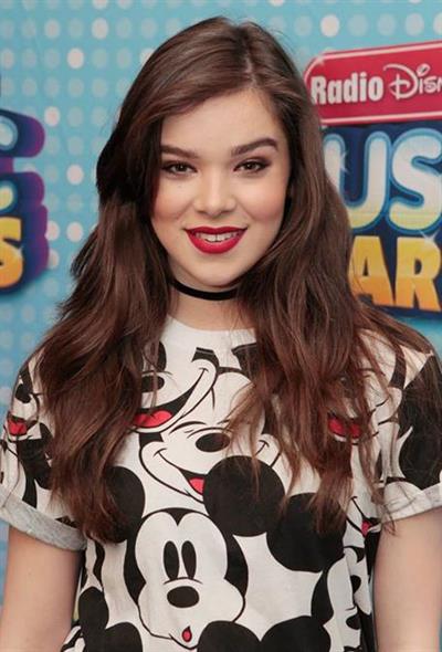 Hailee Steinfeld