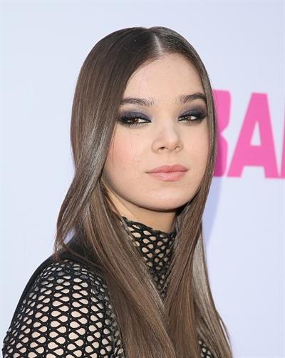 Hailee Steinfeld