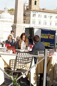 Kate Beckinsale On Set of The Face of an Angel in Rome November 11-2013 