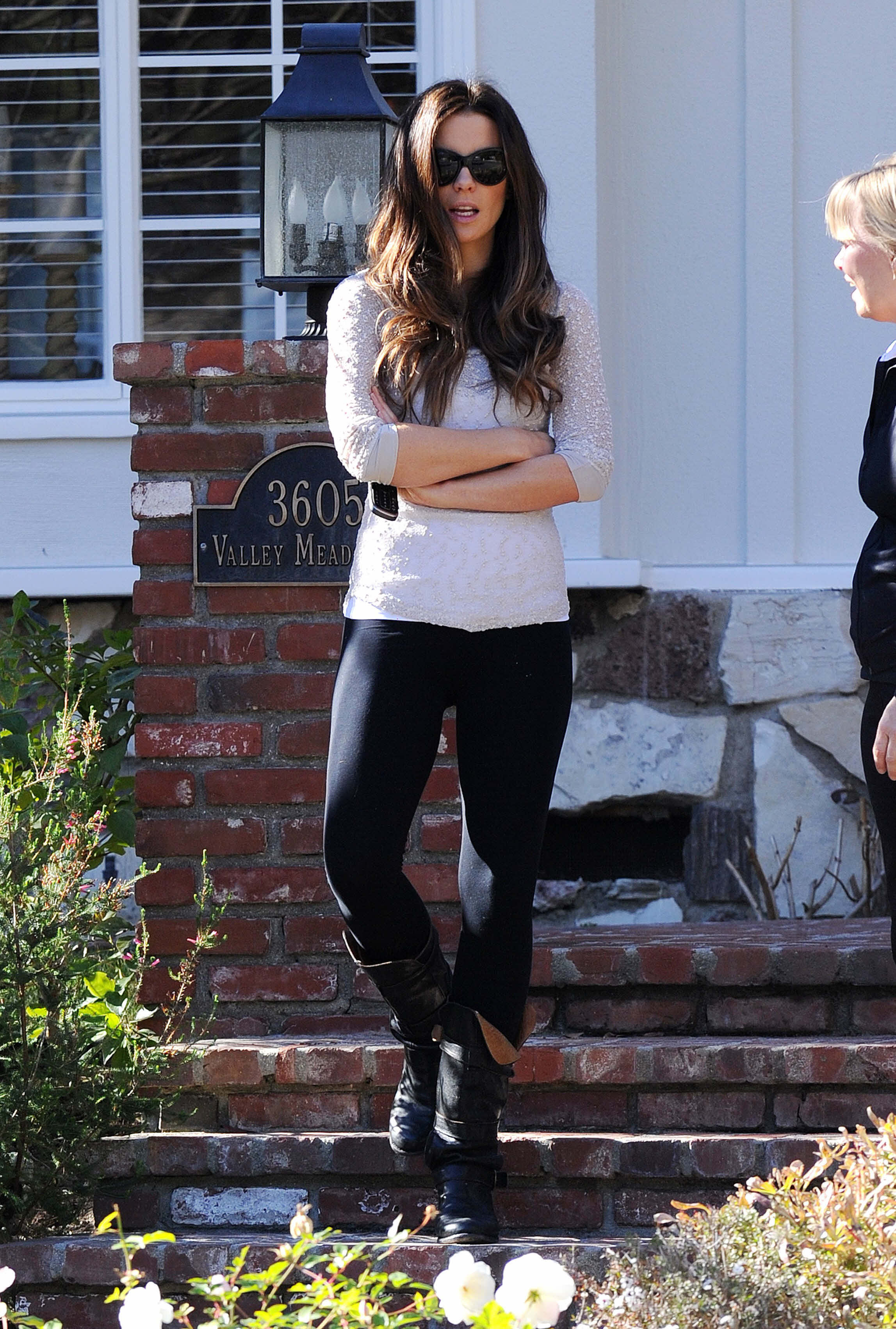 Kate Beckinsale out and about in Beverly Hills 1/19/13 