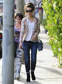 Kate Beckinsale out shopping on Melrose Ave in West Hollywood, January 22, 2013 