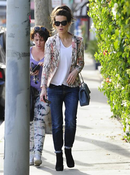 Kate Beckinsale out shopping on Melrose Ave in West Hollywood, January 22, 2013 