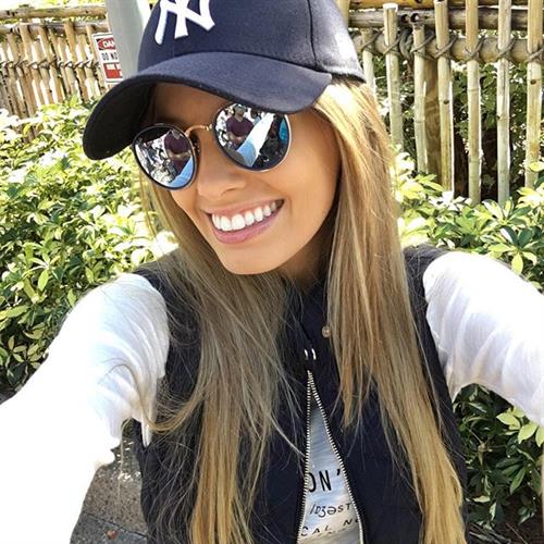 Paola Antonini taking a selfie