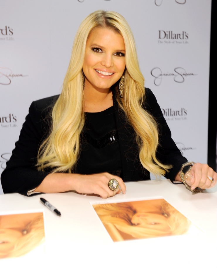 Jessica Simpson Pictures