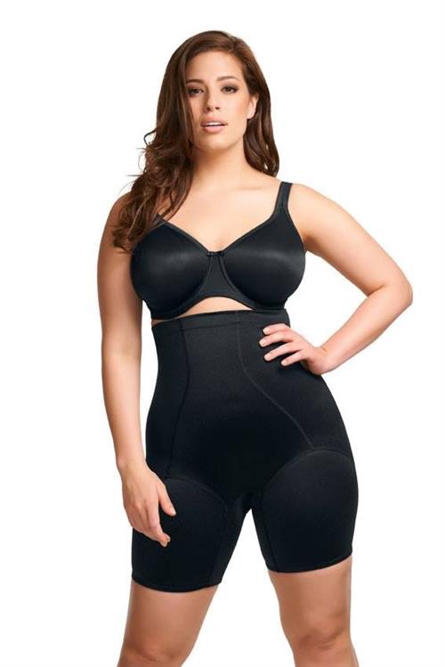 Ashley Graham in lingerie