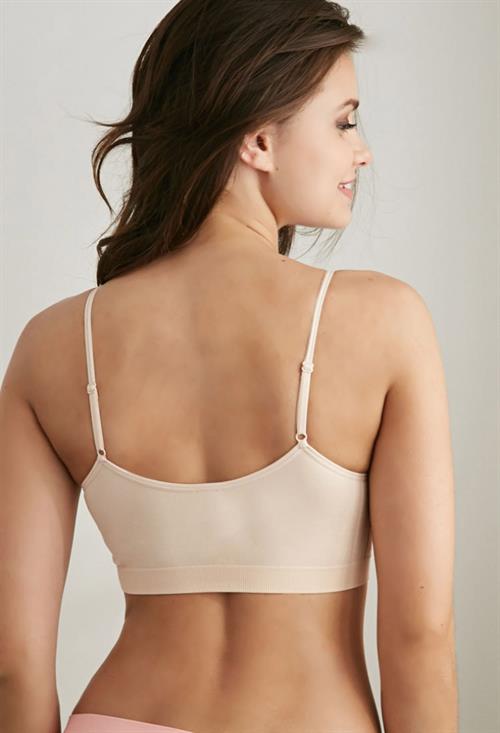 Yara Khmidan in lingerie