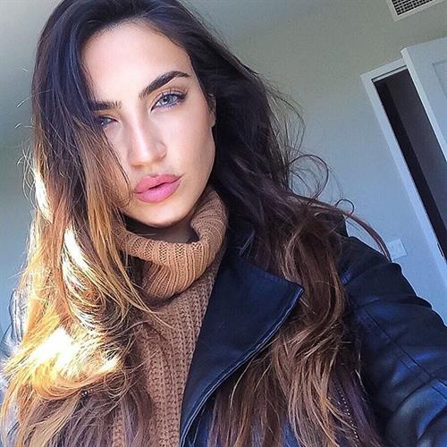 Kelly Karloff taking a selfie