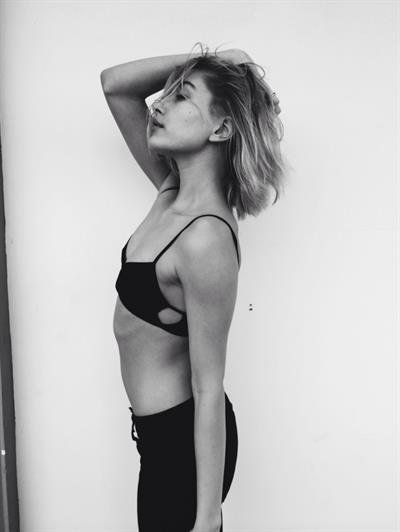 Hailey Bieber