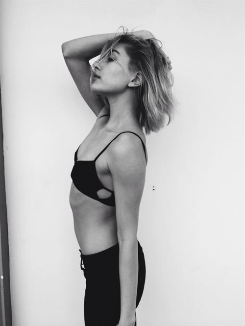 Hailey Bieber