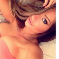 Sheala Foster taking a selfie