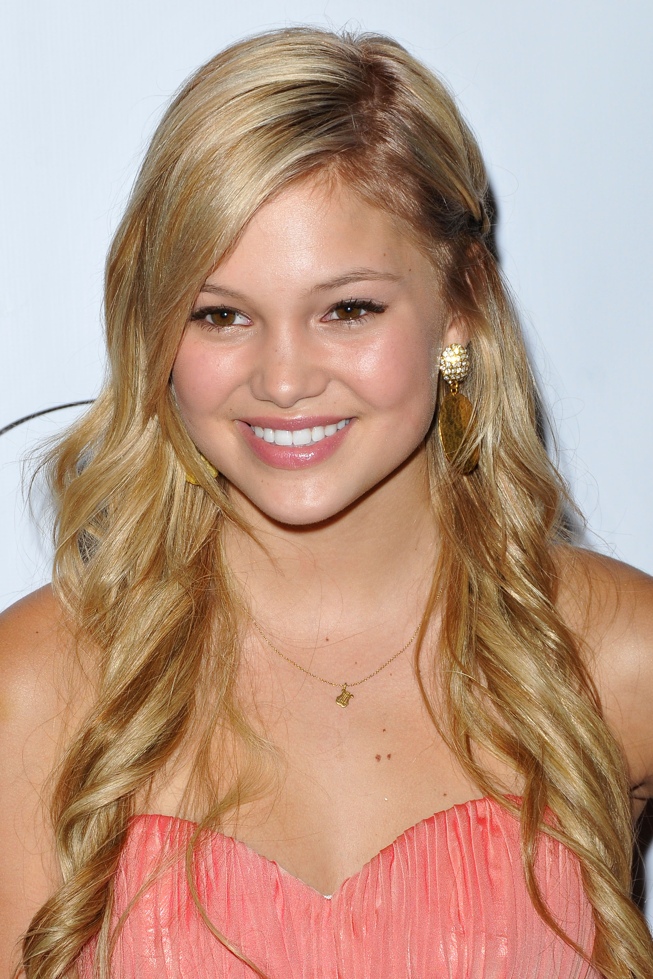 Olivia Holt