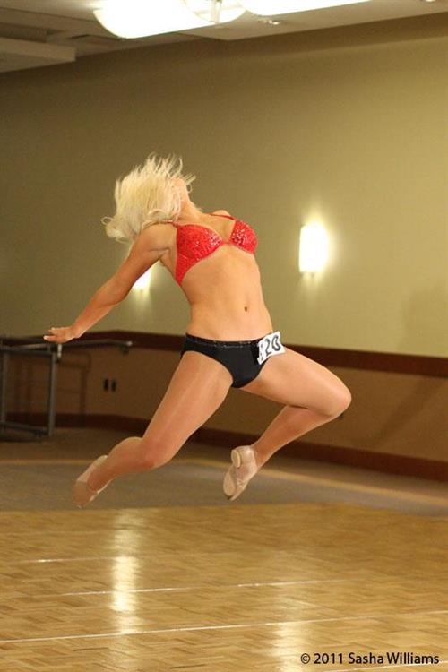 Jennifer O'Bryon in a bikini