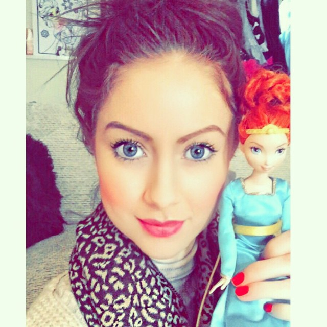 Laura Carter taking a selfie