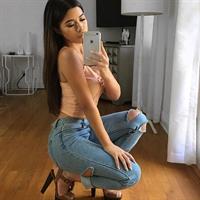 Julia Kelly taking a selfie