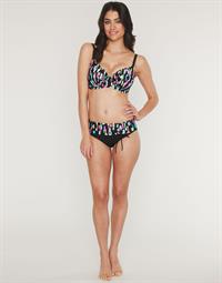 Lauren Mellor in lingerie