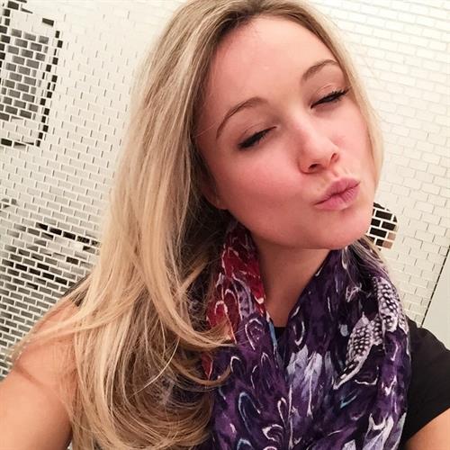 Katrina Bowden taking a selfie