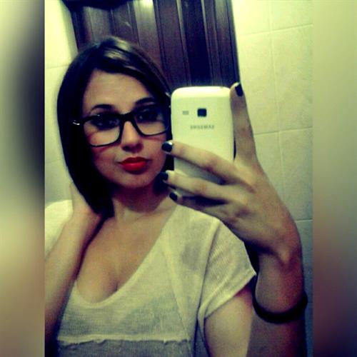 Veronica Rangel taking a selfie