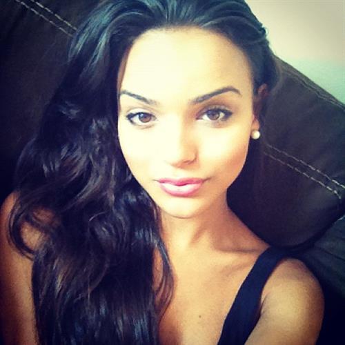 Lisa Ramos taking a selfie