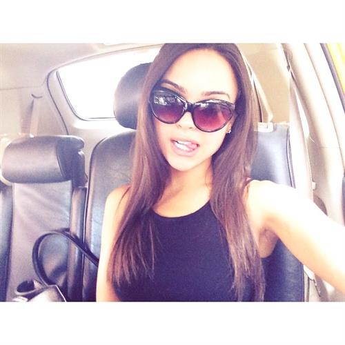 Lisa Ramos taking a selfie