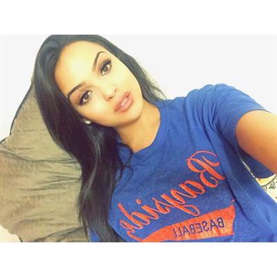 Lisa Ramos taking a selfie