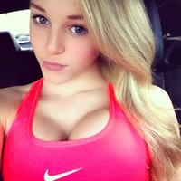 Courtney Tailor taking a selfie