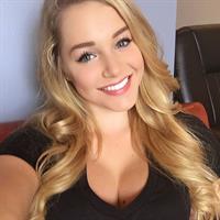 Courtney Tailor taking a selfie