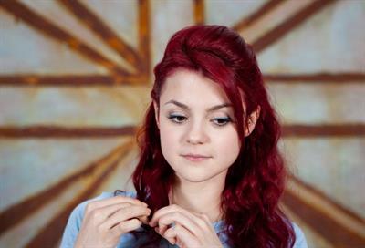 Kathryn Prescott