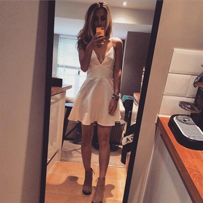 Tiffany Watson taking a selfie