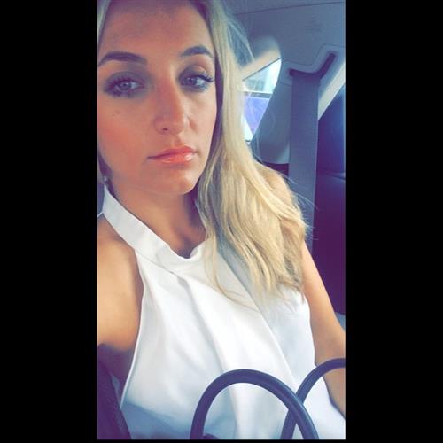 Tiffany Watson taking a selfie