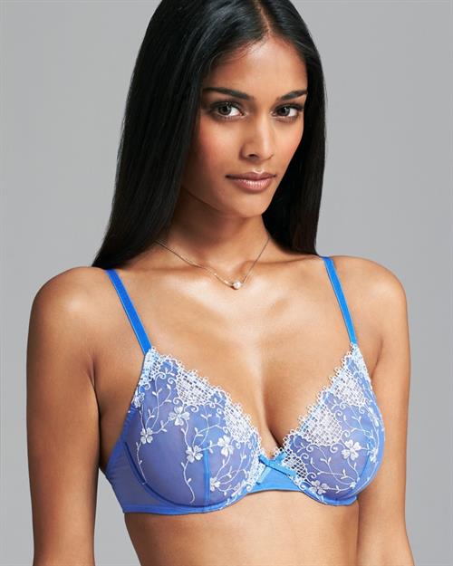 Alyssah Ali in lingerie