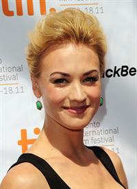 Yvonne Strahovski