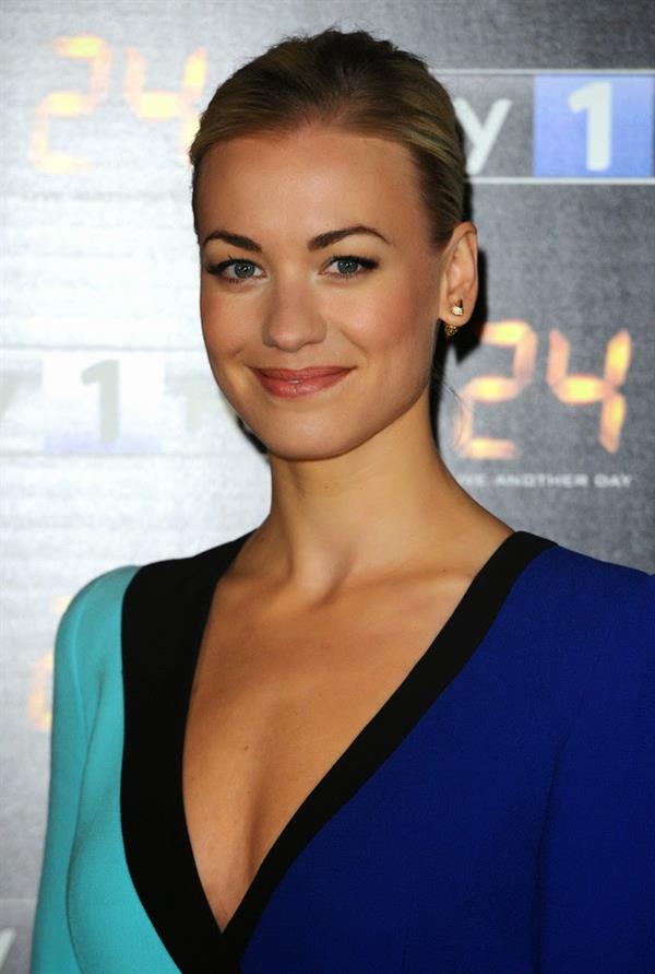 Yvonne Strahovski