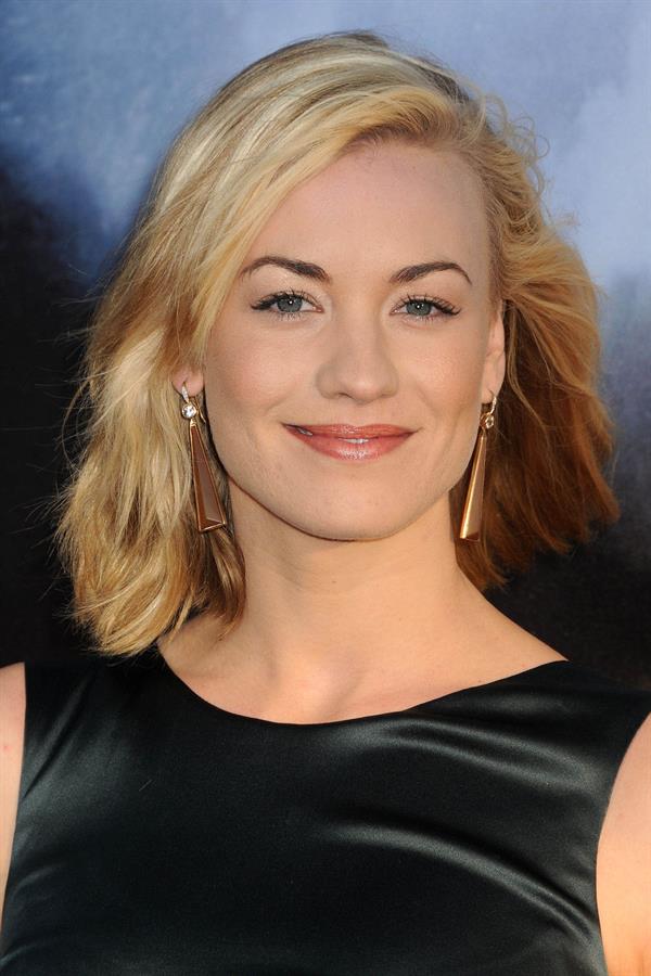 Yvonne Strahovski