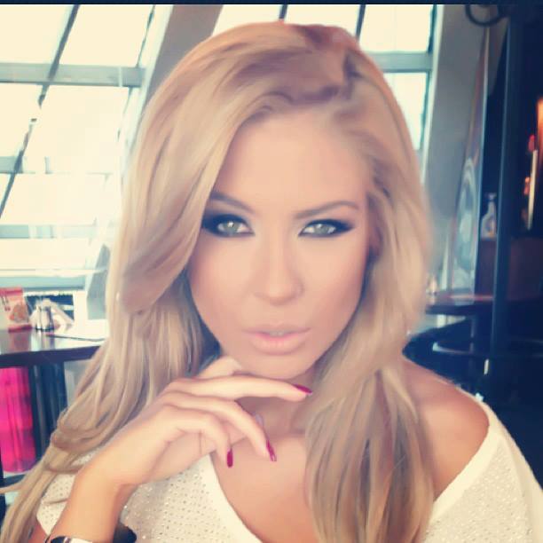 Andrea Ando taking a selfie