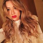 Cindy Prado taking a selfie