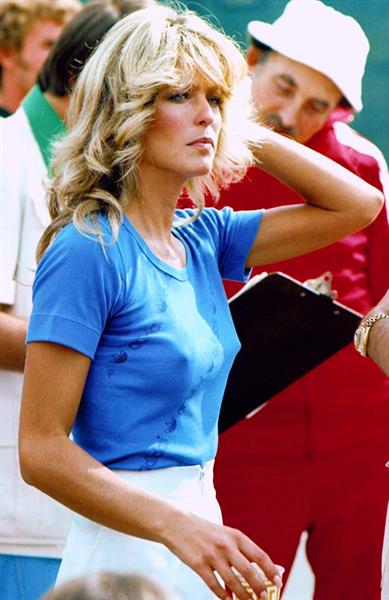 Farrah Fawcett - breasts