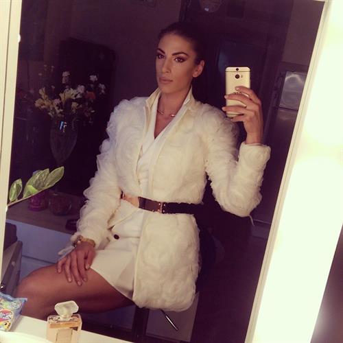 Ivana Španović taking a selfie