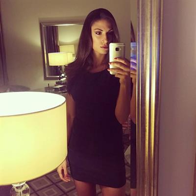 Ivana Španović taking a selfie