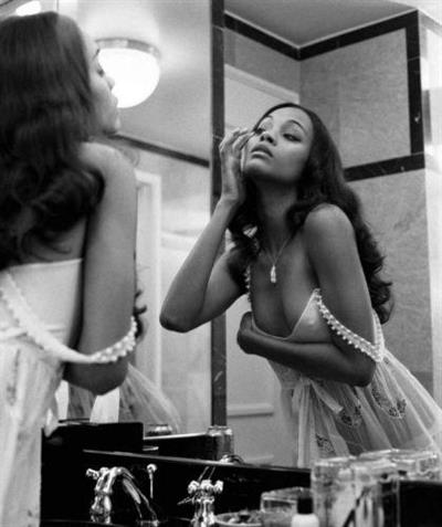 Zoe Saldana in lingerie