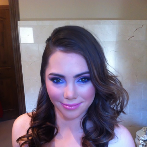McKayla Maroney taking a selfie