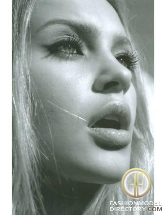 Elisandra Tomacheski