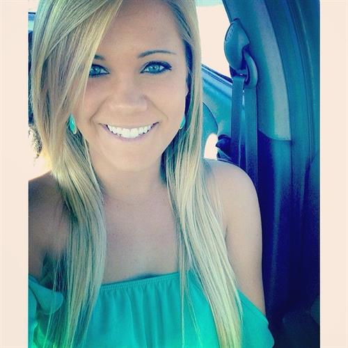 Kayla Garvey taking a selfie