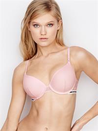 Vita Sidorkina in lingerie