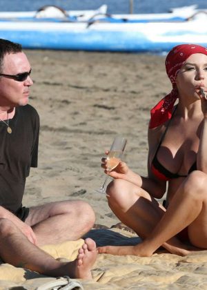 Courtney Stodden Bikini Candids at the beach in Venice