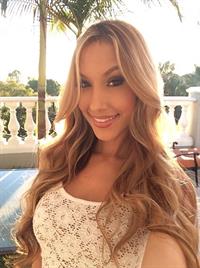 Alexia Cortez taking a selfie