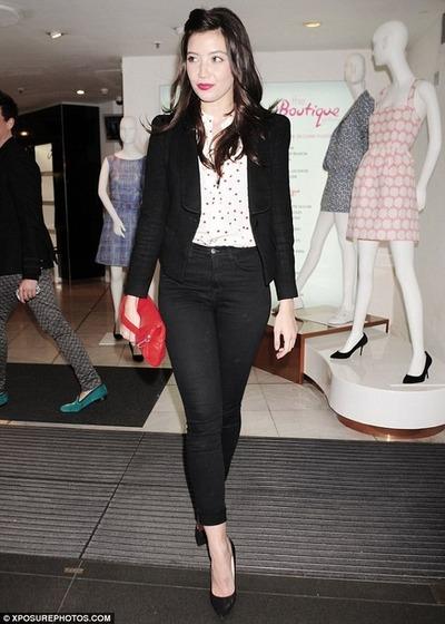 Daisy Lowe