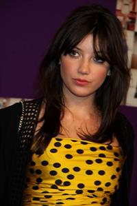 Daisy Lowe