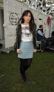Daisy Lowe