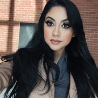 Jailyne Ojeda Ochoa taking a selfie