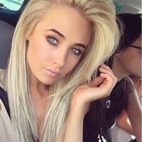 Nicola Hughes taking a selfie